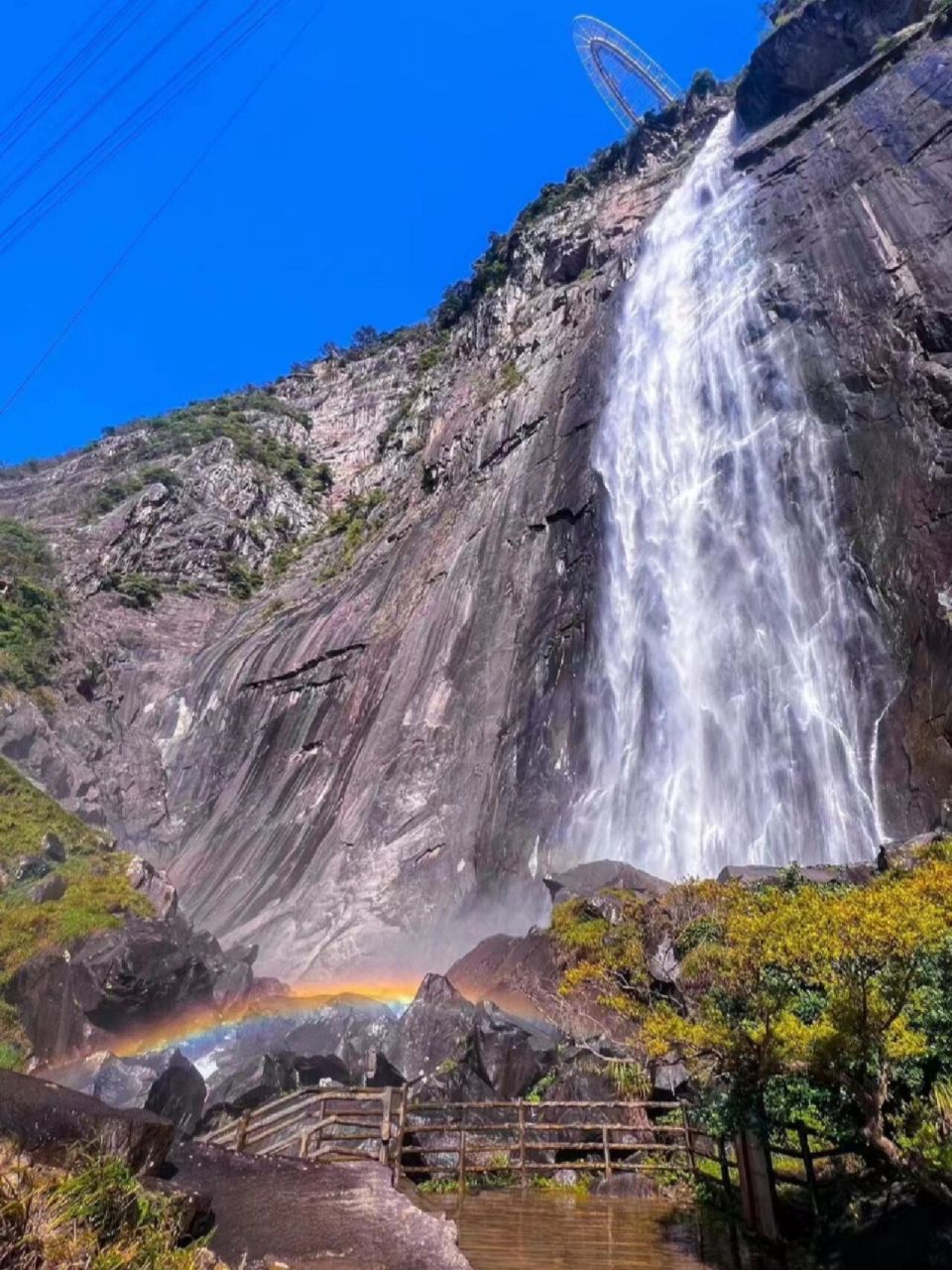 被称为"华东第一瀑"的岱仙瀑布游玩攻略来啦!