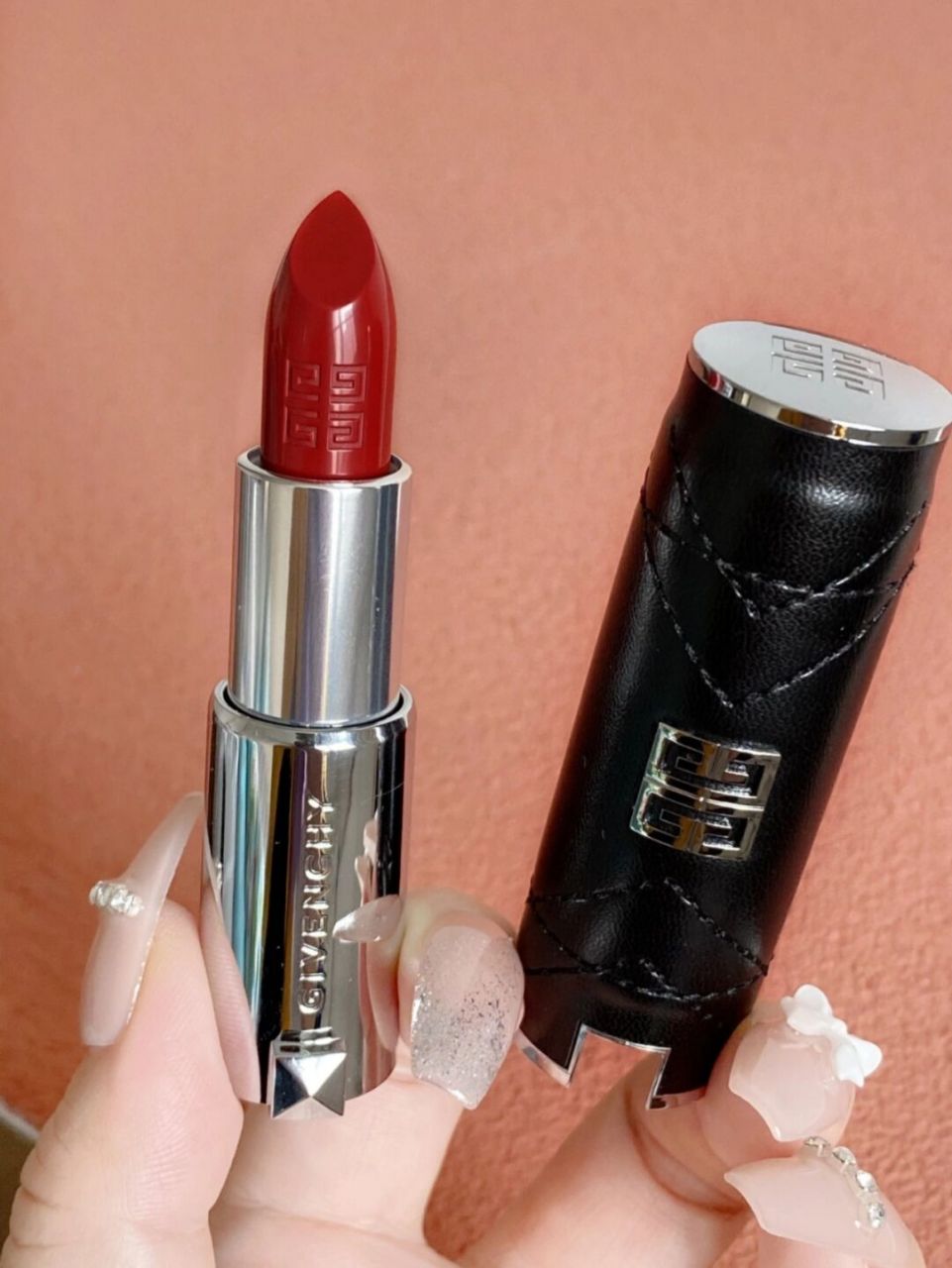 新品93 纪梵希2022春季新款皮革唇膏n333 新品93发!