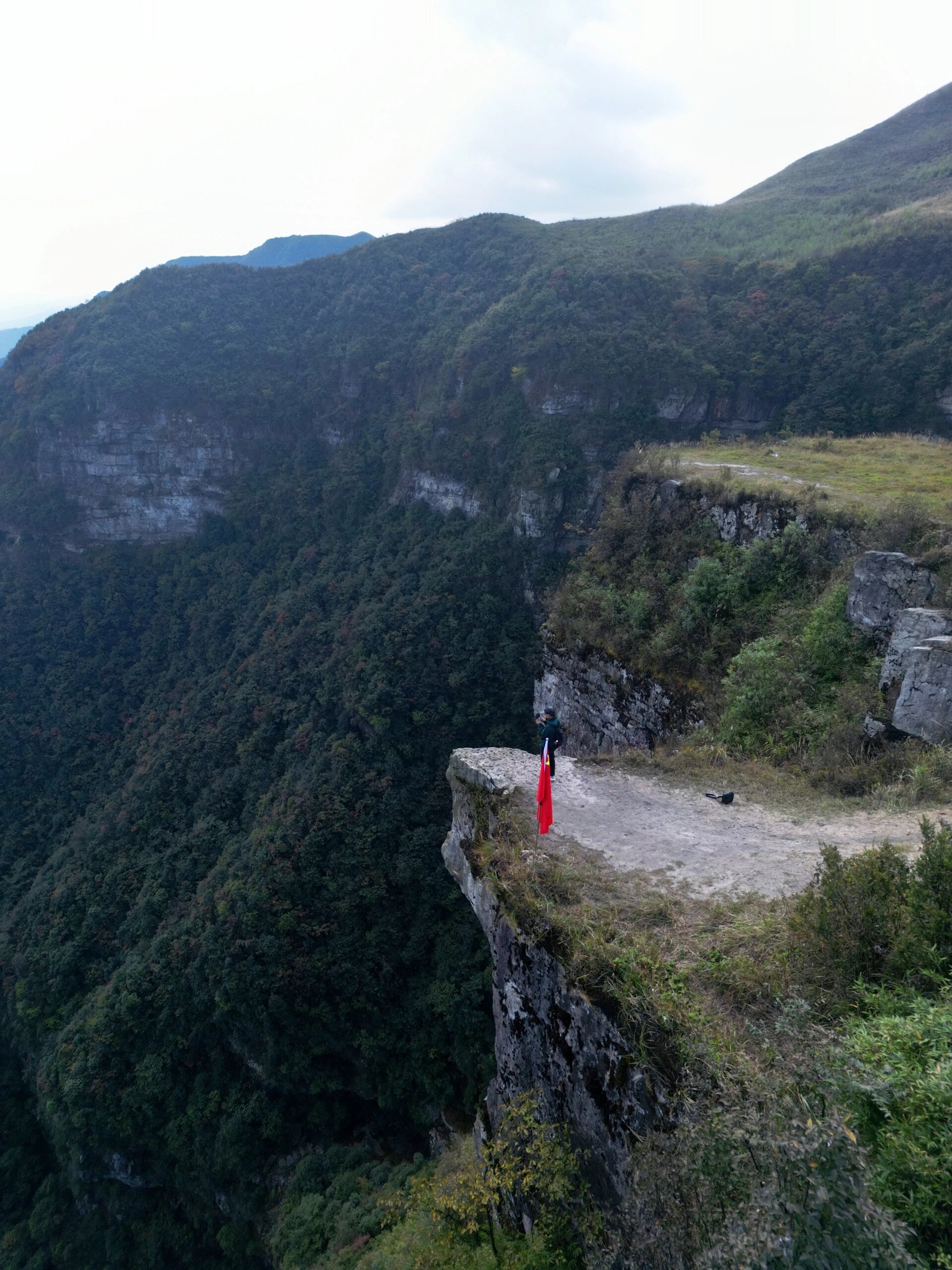 都匀螺丝壳鹰嘴岩游玩攻略.