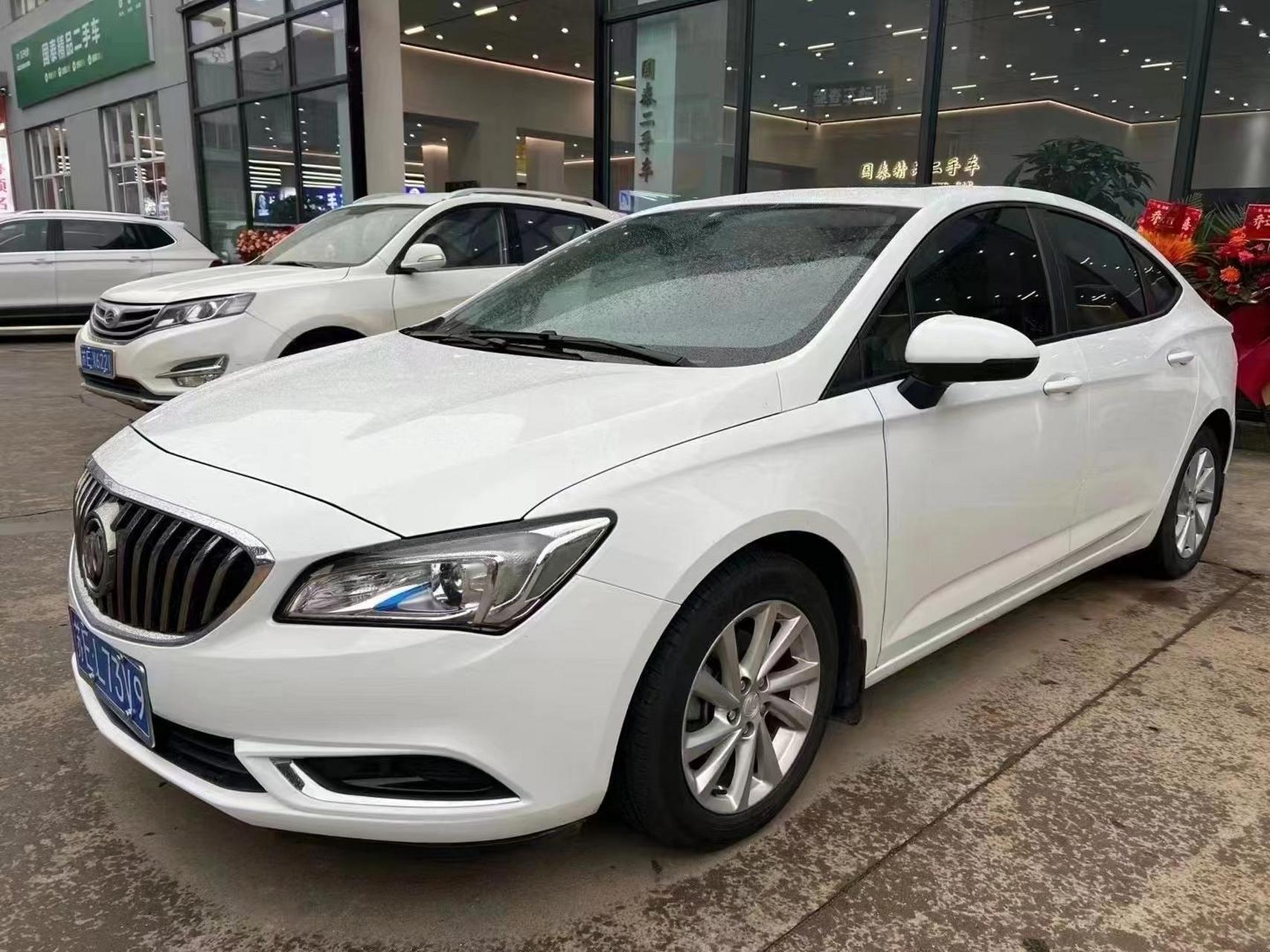 2017年12月上牌别克威朗豪华高配,8万公里,黄金排量,代步首选,全程4s