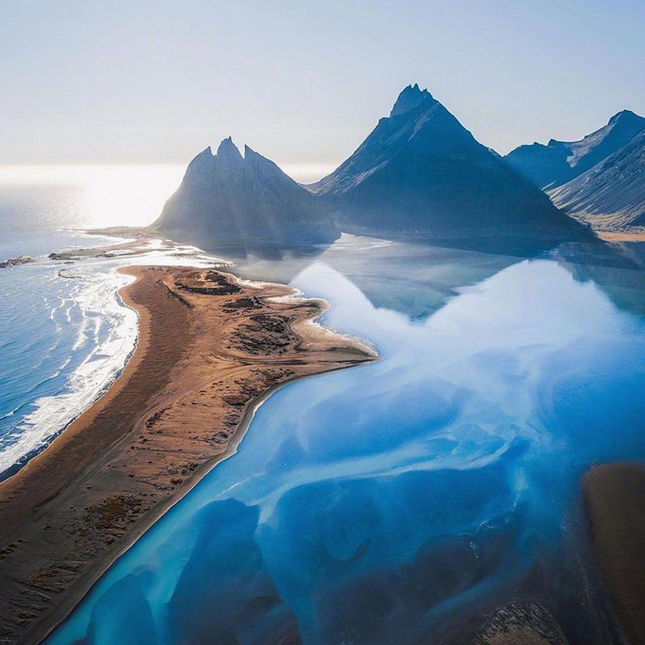 坐拥各种极致的景色——冰岛#旅行摄影# #记录旅行#   (via.ins.