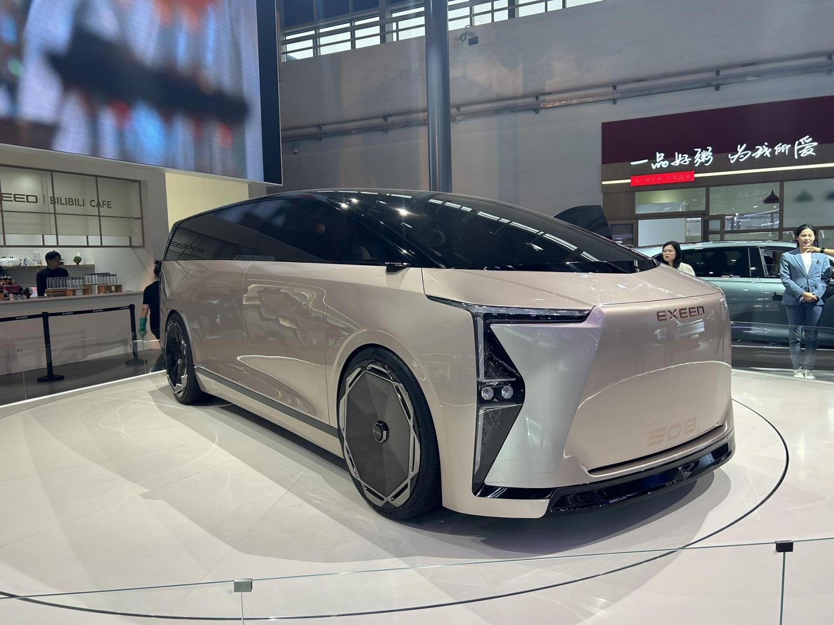 奇瑞星途首款mpve08.