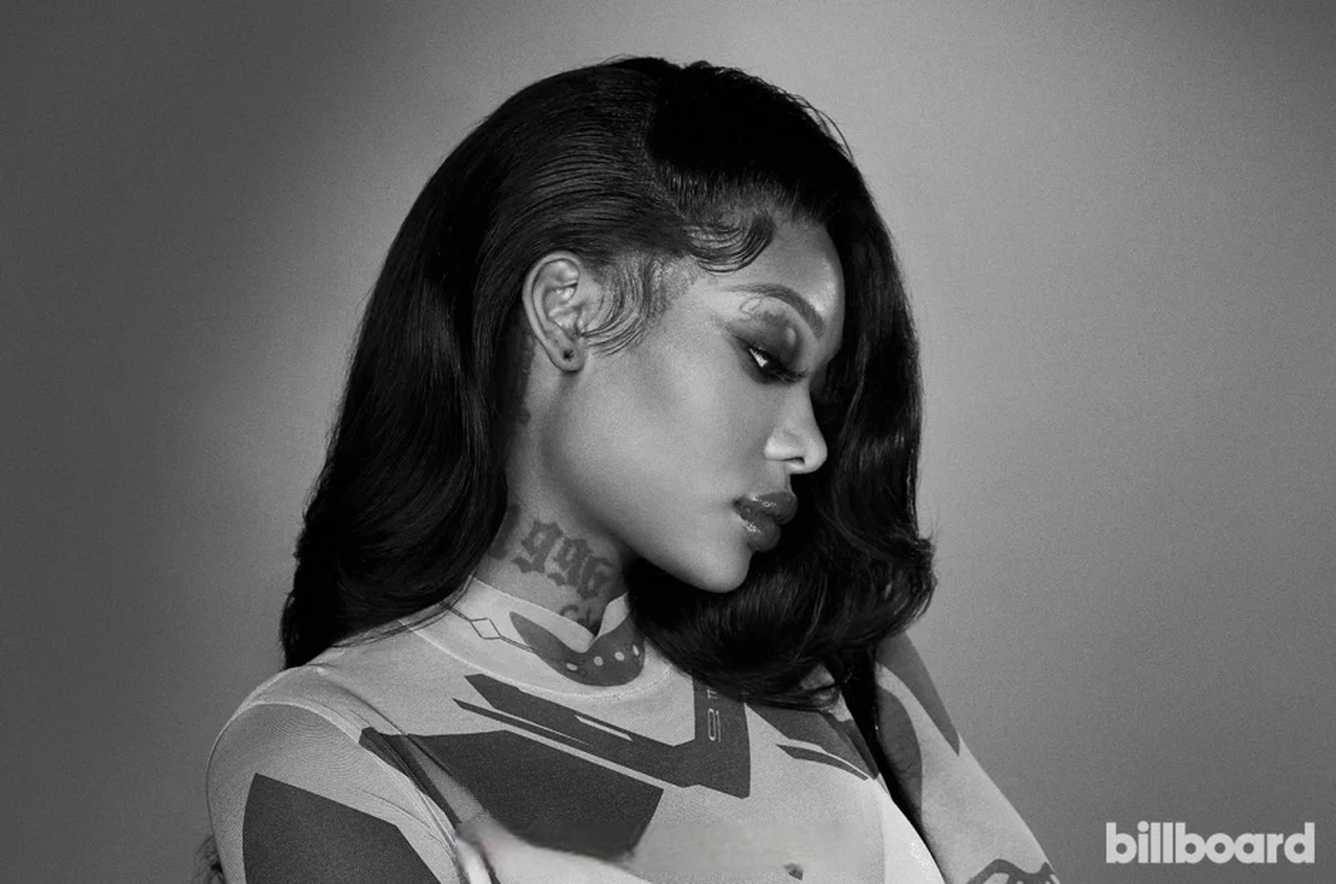 4月3日,据billboard报道,倍受喜爱的r&b歌手summer walker在上周dream