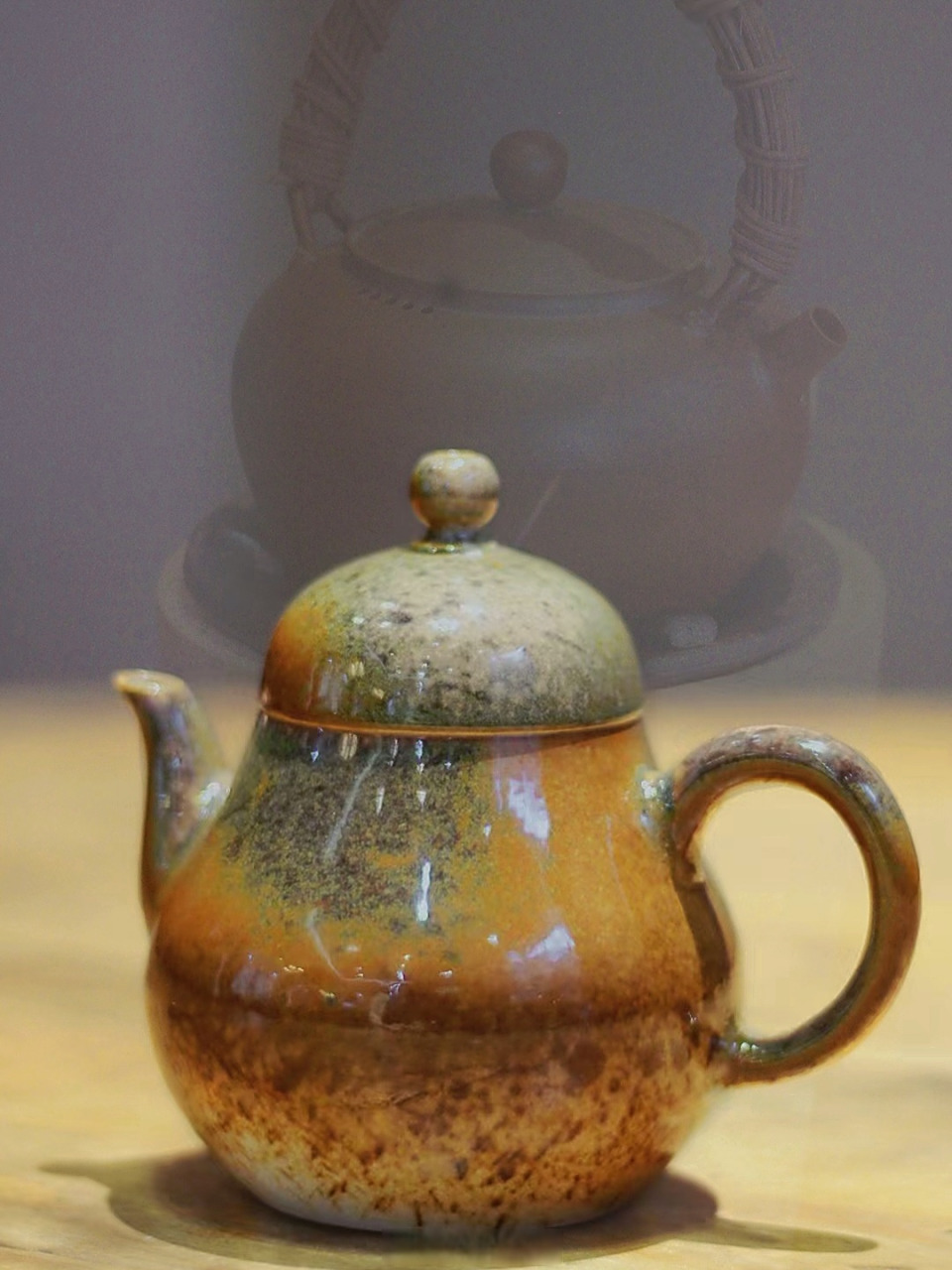 茶# 触摸不可复制的美 柴烧瓷器,一种艺术,一种态度 #茶生活##茶文化