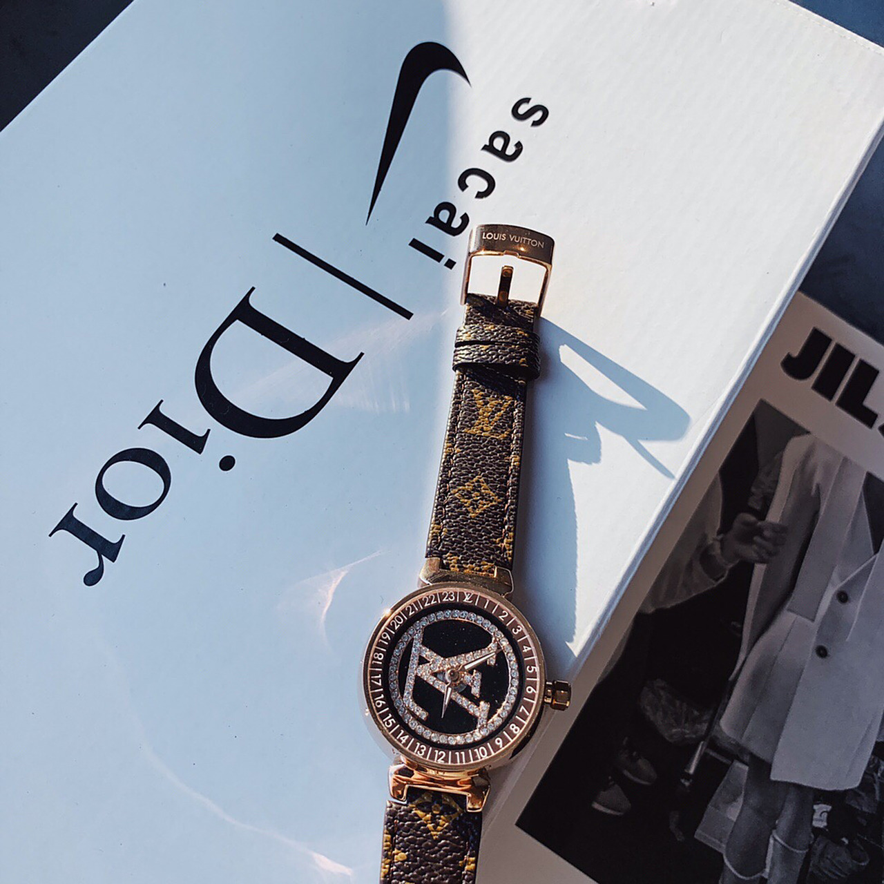 lv时来运转老花皮神级腕表6015 90只要你的手腕轻轻摇摆就360度