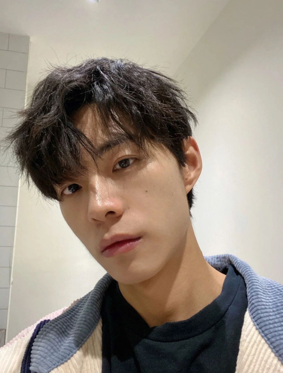 男士蝴蝶烫 🍃这款发型需要烫发哦 🍃可以做蝴蝶烫也可以纹理烫 