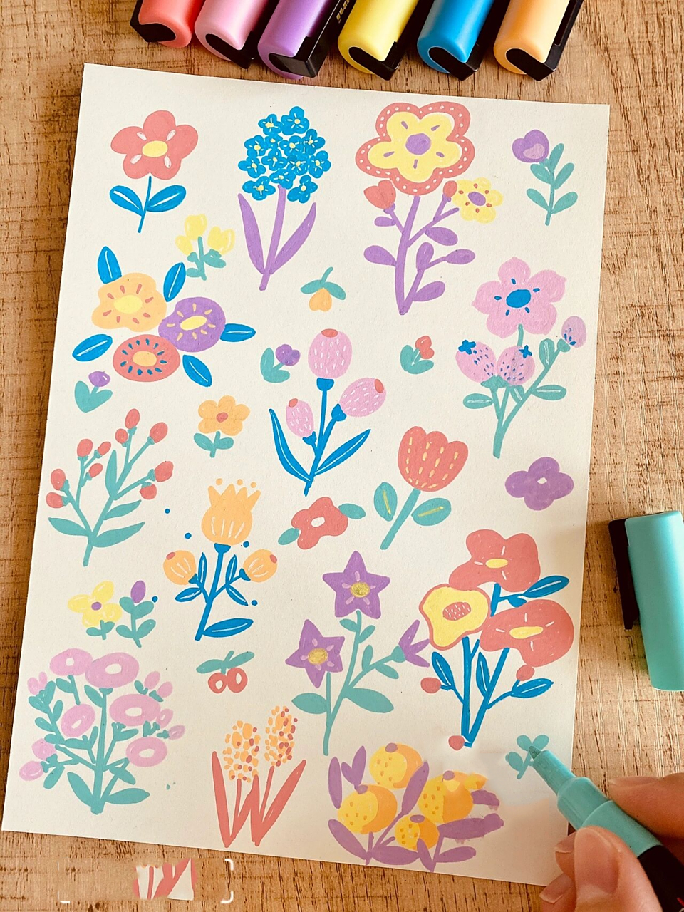 丙烯马克笔手绘|涂鸦装饰花卉图案 前两天画好的丙烯马克笔花花草草