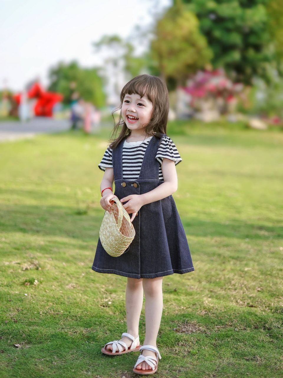 是我的阳光女孩啊～ #女童穿搭# #日常穿搭# #宝宝穿搭# #萌娃穿搭