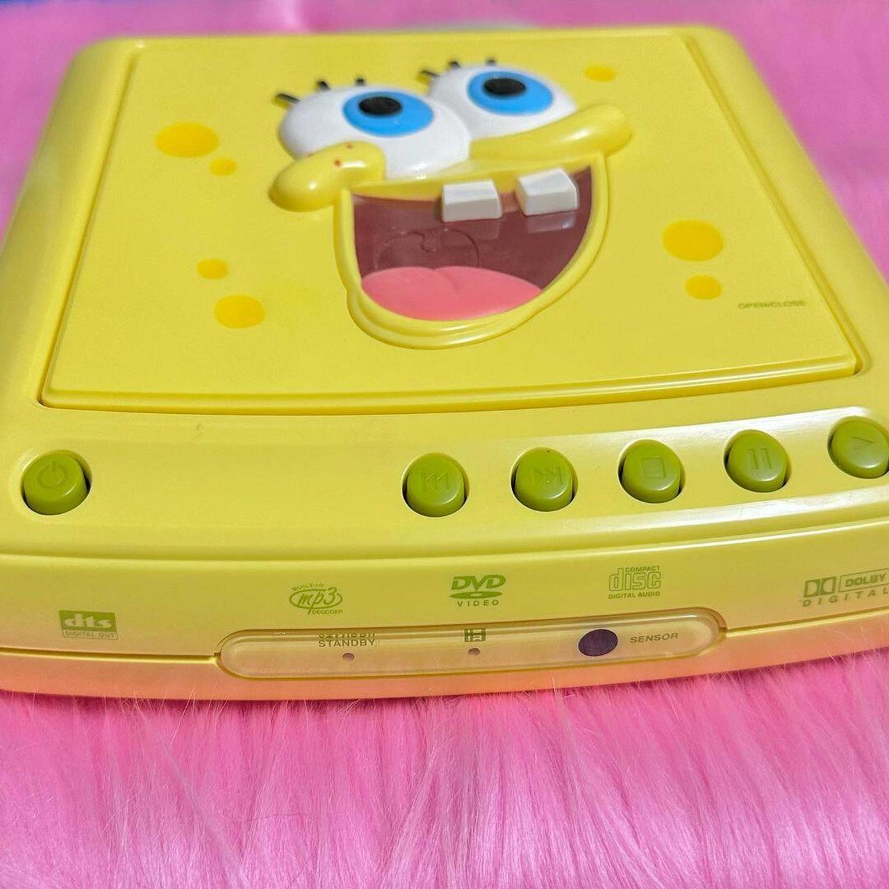 海绵宝宝 dvd播放器 05年出品 dvd播放器 带电视插头 也可以听cd 中古