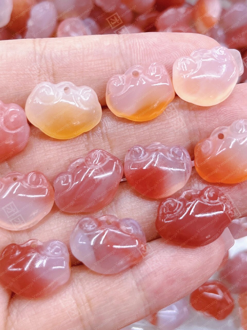 现货)绯红玛瑙如意锁 /  料子圆润4.9r 尺寸约16×14mm 精挑发货