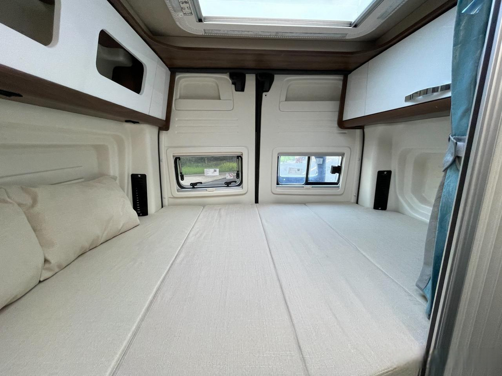 星光嘉旅b型房车,家用旅居商务,不再闲置 基于福特新款v362打造,2