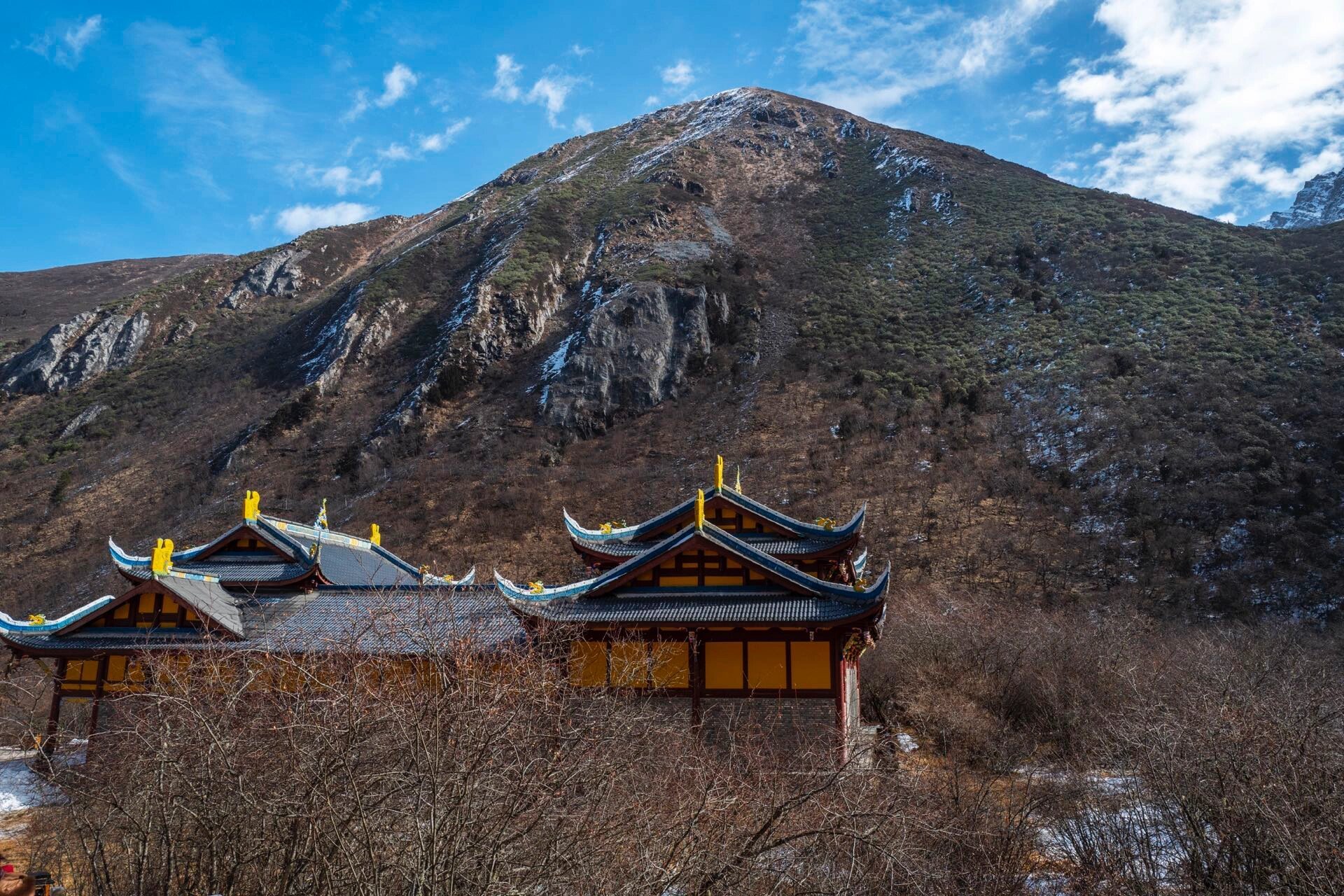 四川 阿坝州 黄龙古寺(千座佛教寺庙292) 九寨沟之行必去之地,黄龙