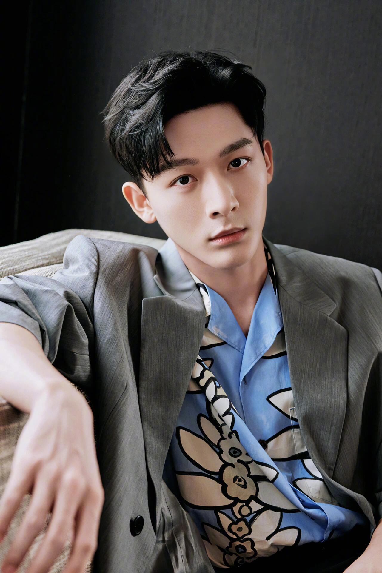 向全世界安利我家爱豆##张晚意0422生日快乐#荧幕上你为角色拼尽全力