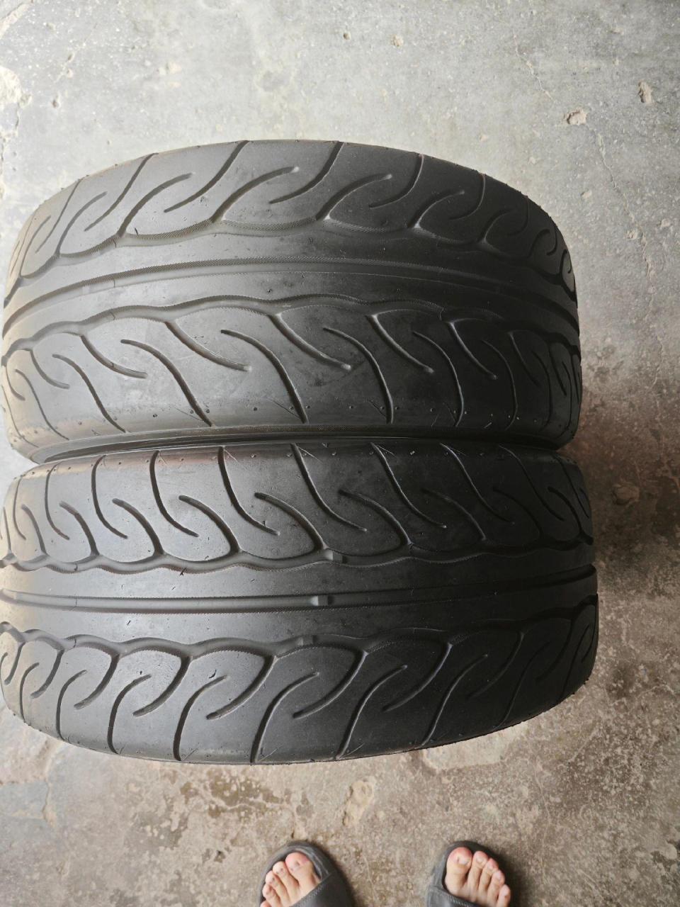 优科豪马半热熔胎 优科豪马195 50 r15半热熔轮胎 ad08r,轮胎九成新