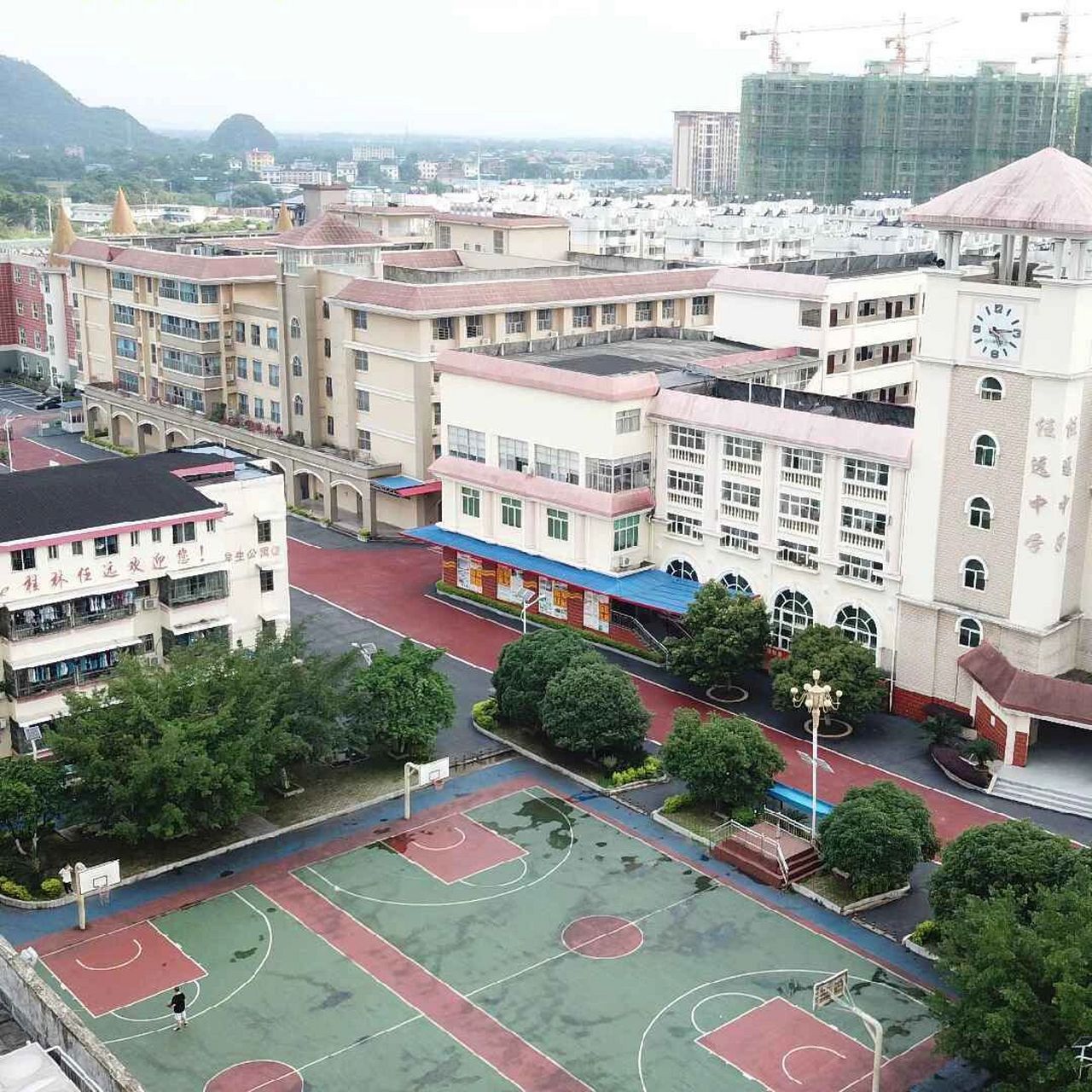 桂林市任远学校 想知道有哪些人来了任远
