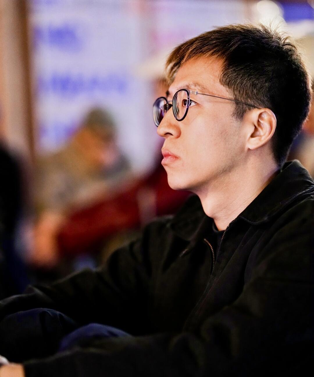 "一个人也许走得很快,但一群人才能走得更远