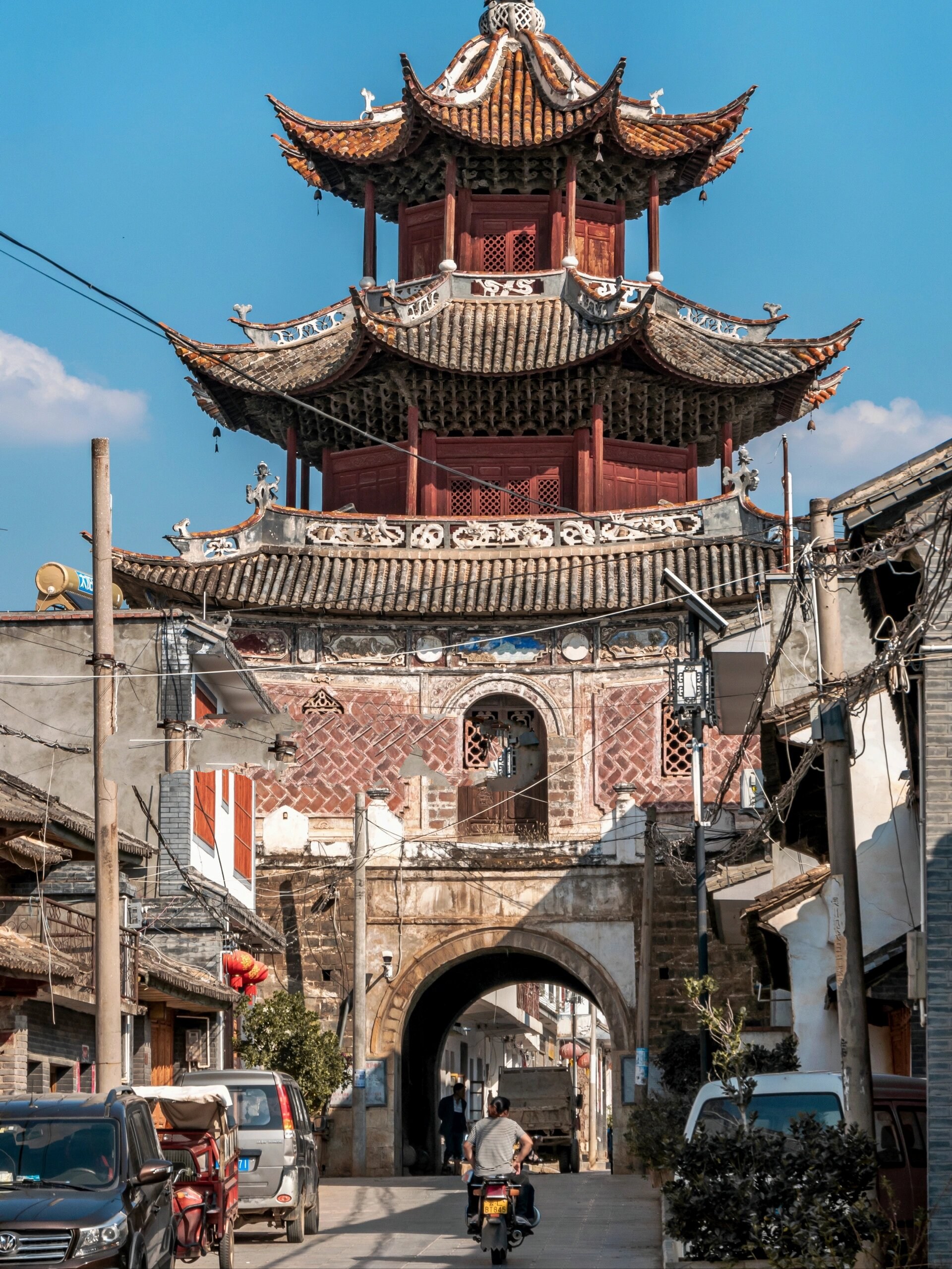 大理宾川州城镇,古楼,木桥,老街,古建  	 州城镇位于云南省大理州宾川