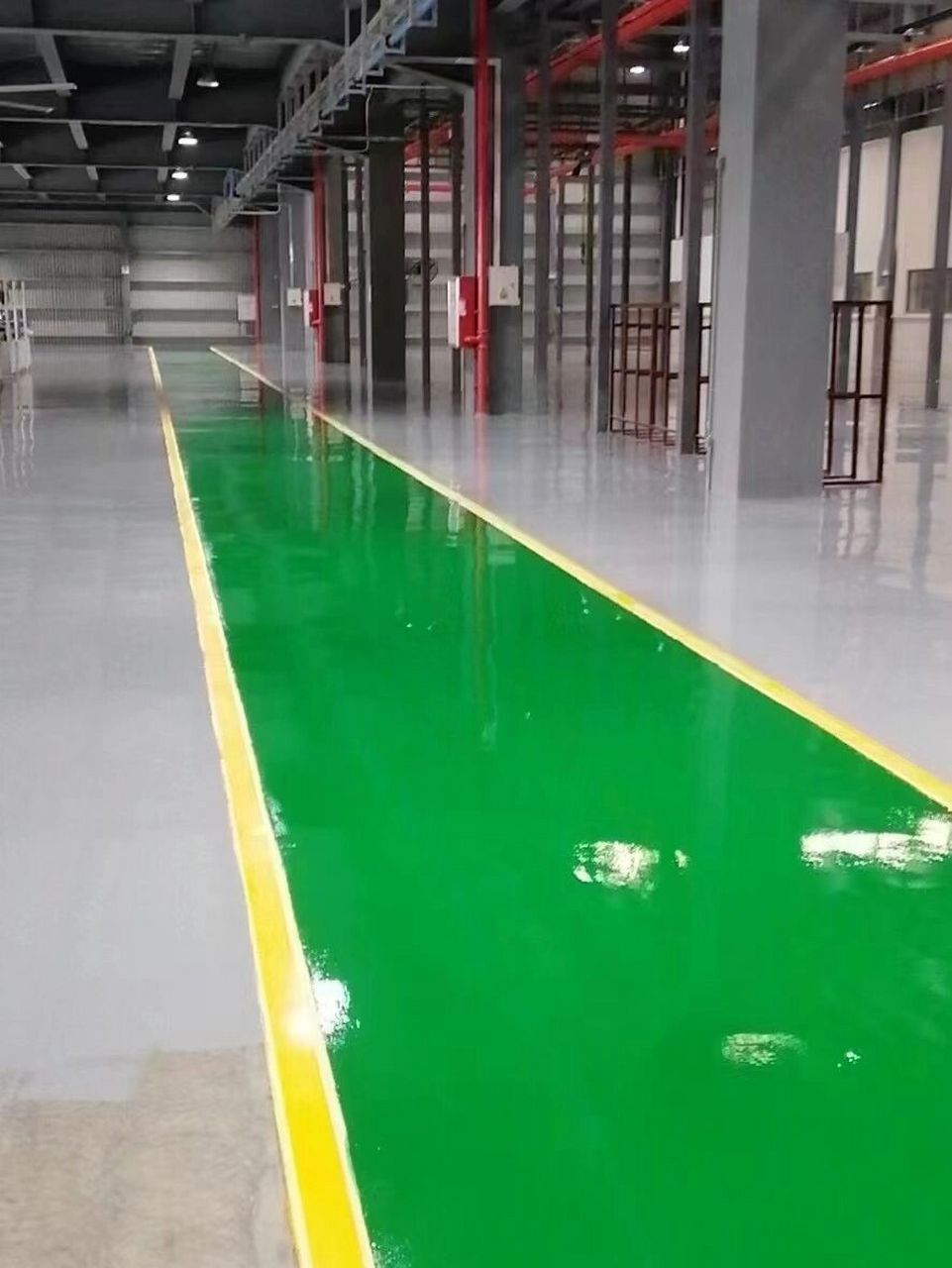 自流平环氧树脂地坪漆每平方报价预计是50-86元之间;具体还是要看地