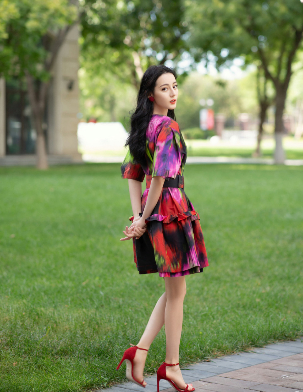 迪丽热巴,美丽的彩虹小仙女