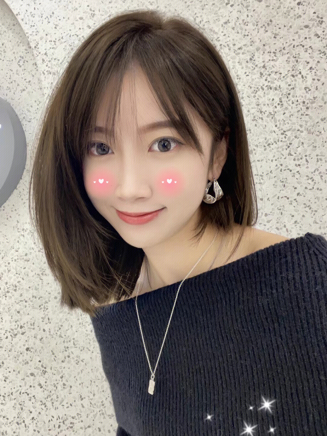 过年吃胖脸的女生 这个齐肩短发快安排上