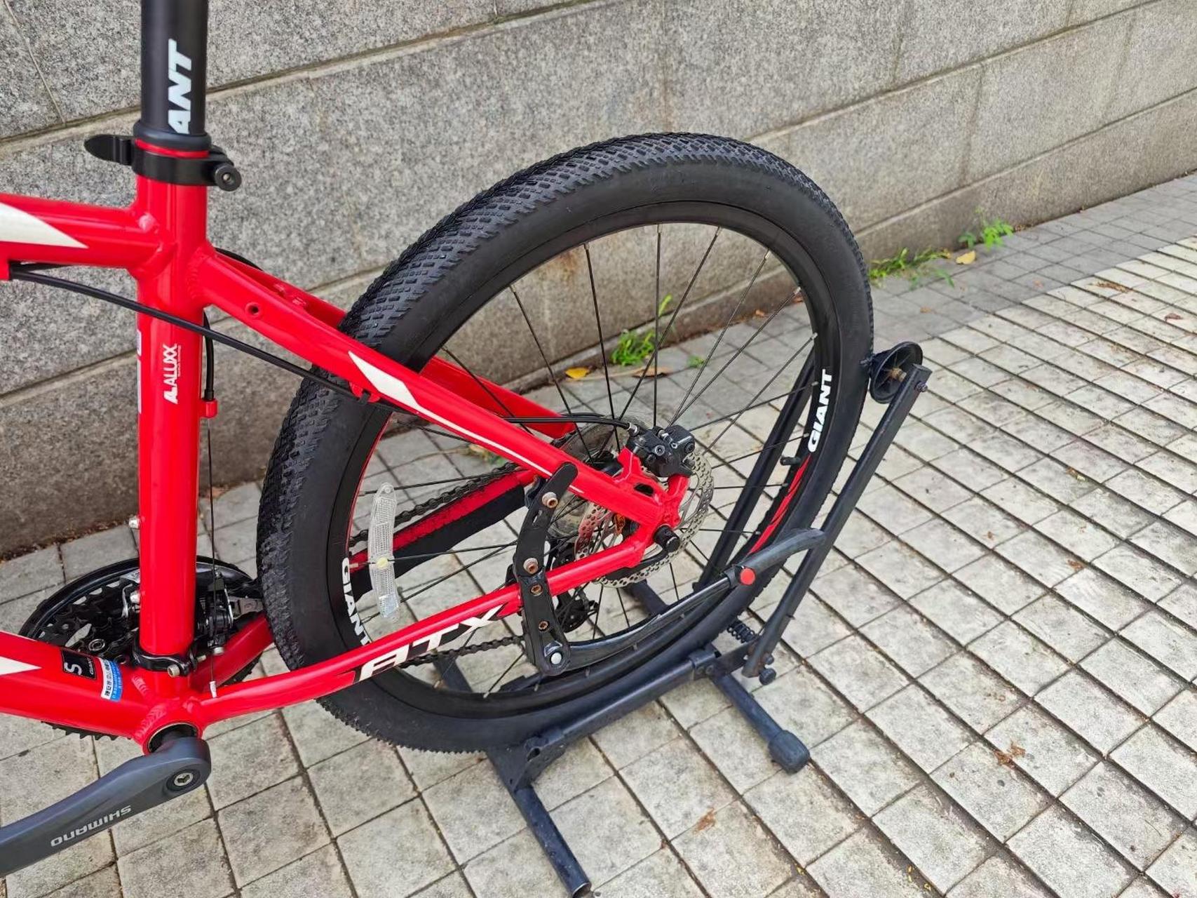 山地车捷安特atx777性价比神车! 禧玛偌27速!肩控锁死!26的轮子!