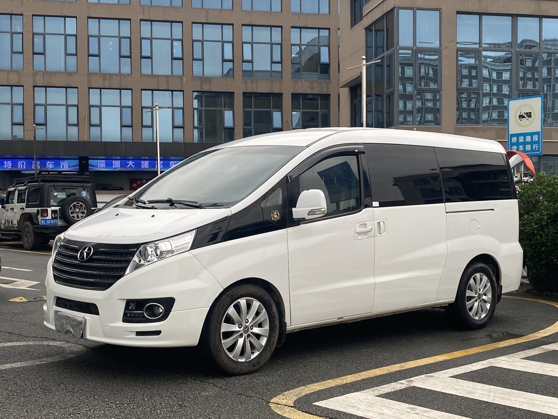 2万多中型面包车.2014年瑞风m5,2.