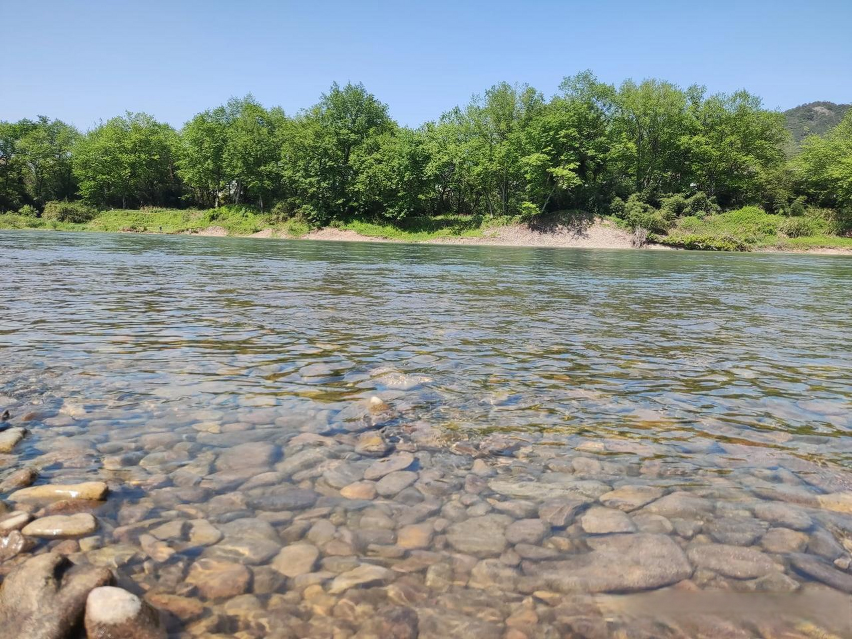 临海白水洋的永安溪的溪滩真不错.