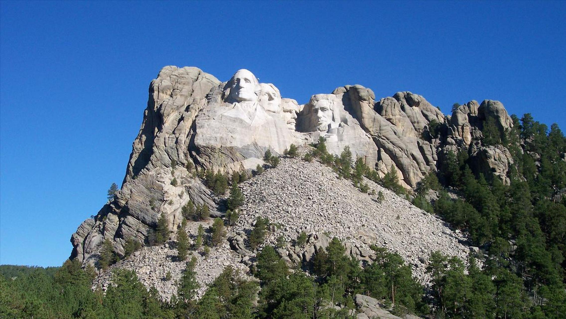 历史上的今天:美国南达科他州拉什莫尔山雕像完工 拉什莫尔山国家纪念
