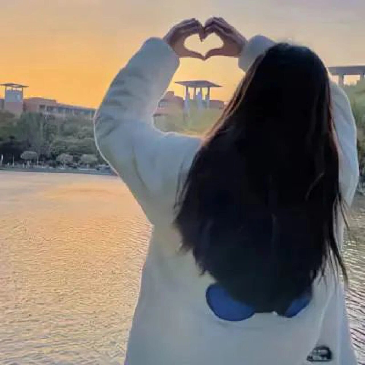 情侣头像|真人背影氛围感 #情侣头像# #真人情侣头像# #氛围感头像