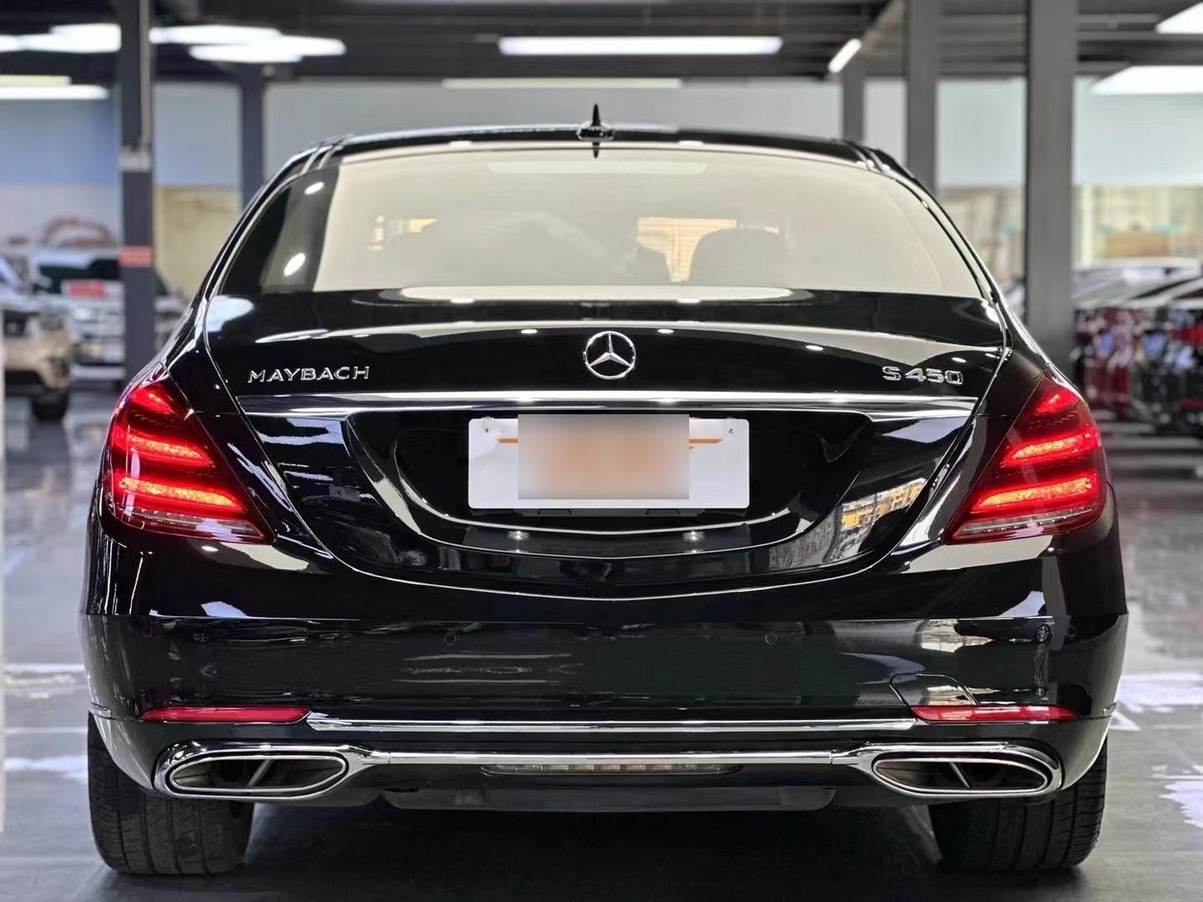 一口价:58 15年8月15款奔驰 迈巴赫s400 车架号177270/ 3.