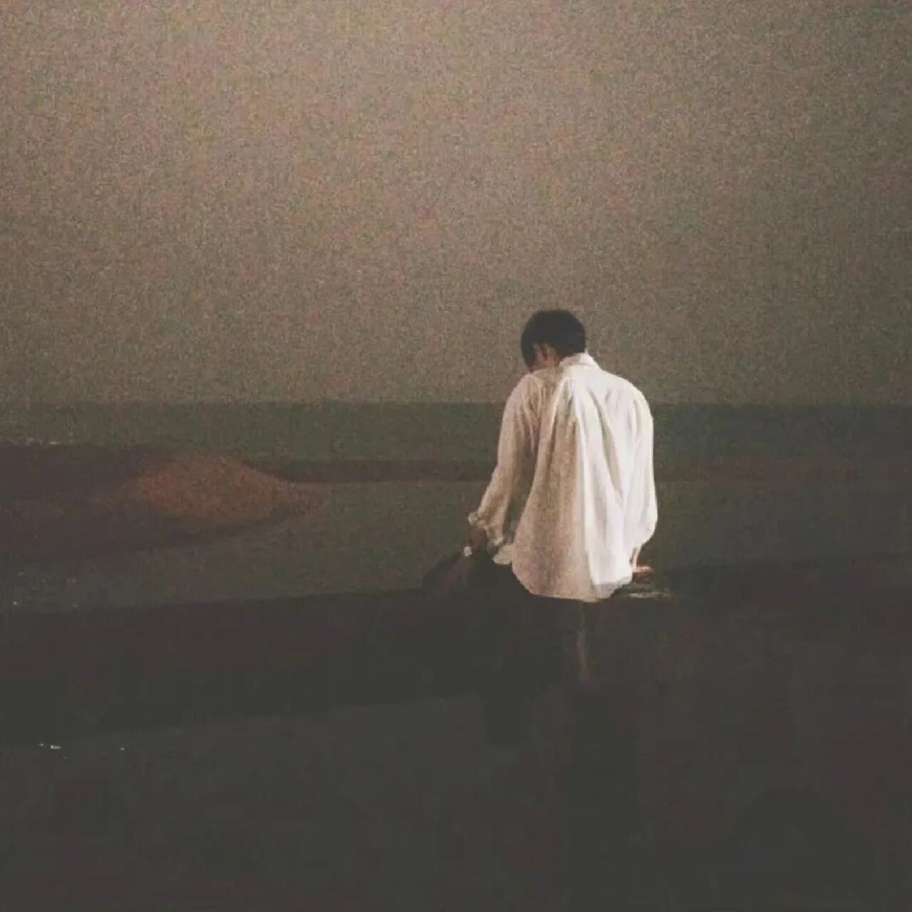 男生孤独感头像|要做自己的神明