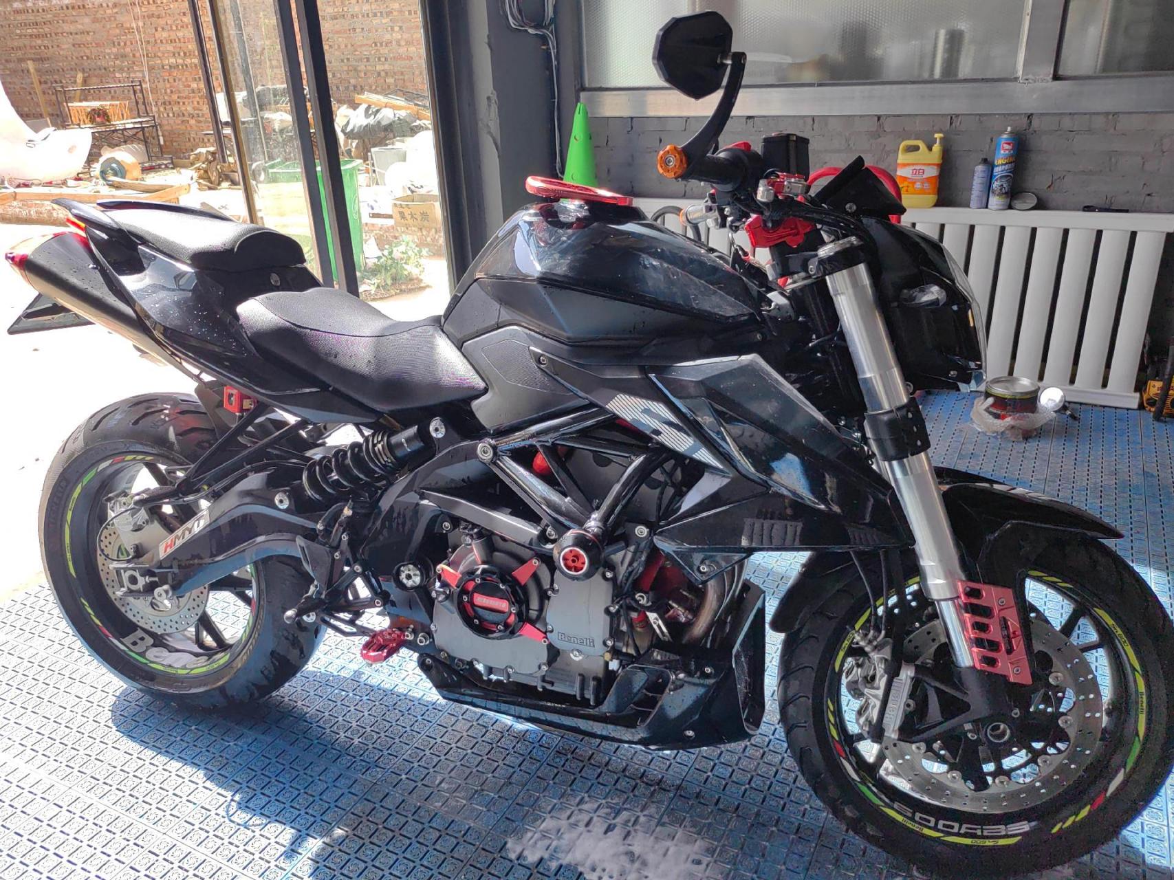 龙6,20款,改装了一万多.