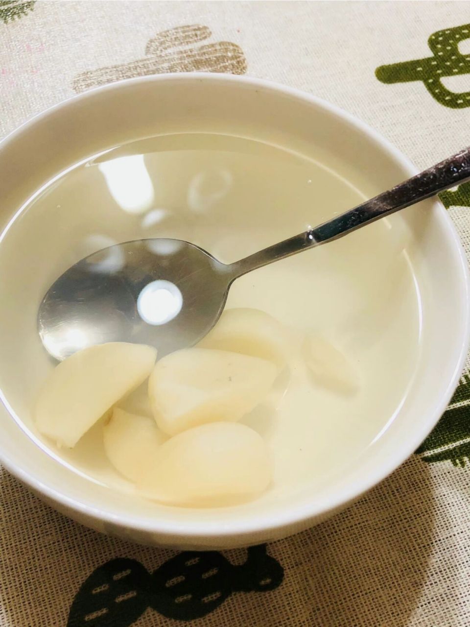 蒸一碗大蒜水,感冒咳嗽不吃药6015 蒸一碗大蒜水,感冒咳嗽不吃药