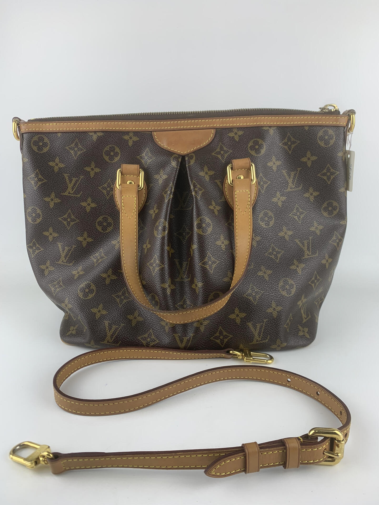 lv路易威登小号派拉蒙 手提斜挎 成色97新(sf039)正常蜜色 现货好价