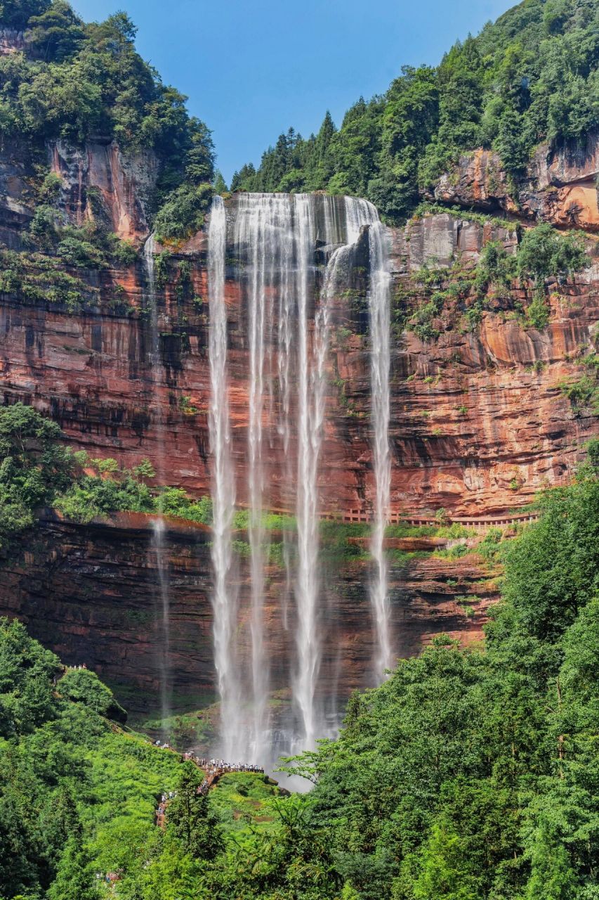 四面山一日游,夏天就要去看瀑布啊 重庆每到夏天,天气闷热潮湿,整个