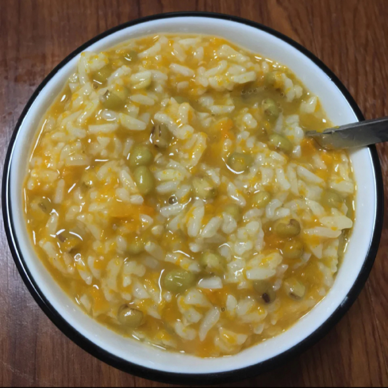 绿豆南瓜粥,满满一碗超暖胃 [庆祝][庆祝]食材95 绿豆50g,南瓜一小