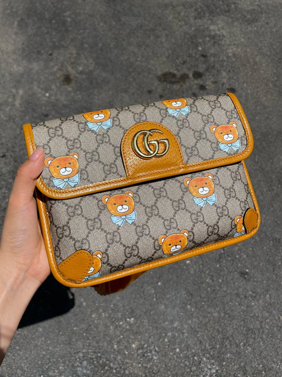 gucci|古驰&kai 联名款小熊腰包 - 	 gucci老花77小熊 太可爱啦