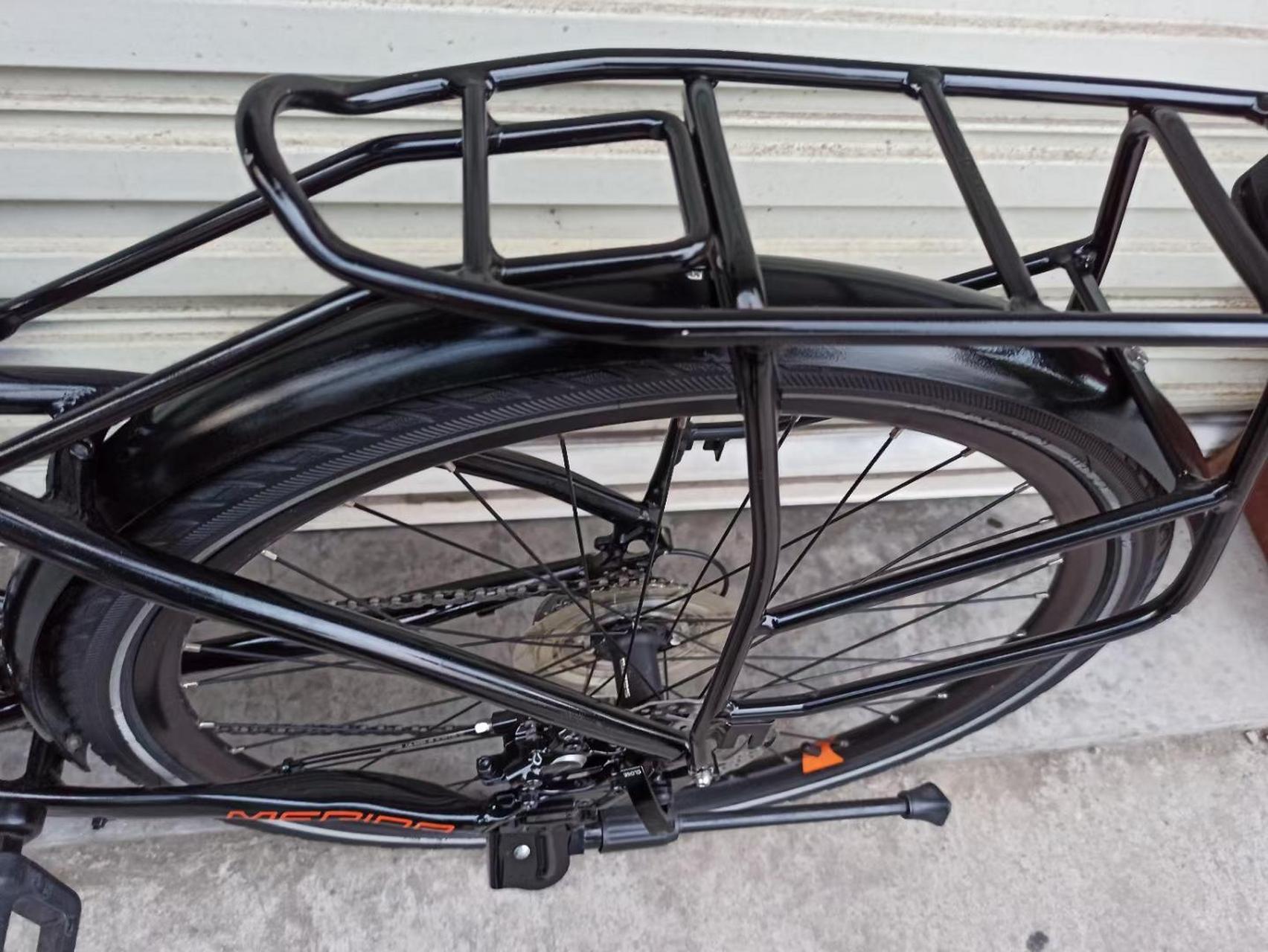 美利达拓荒者2s,旅行车,禧玛诺油刹27速,26寸轮组,前叉可锁,成色如图