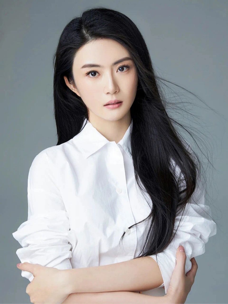 演员赵昕|质感满分的经典肖像|见组照 look1.