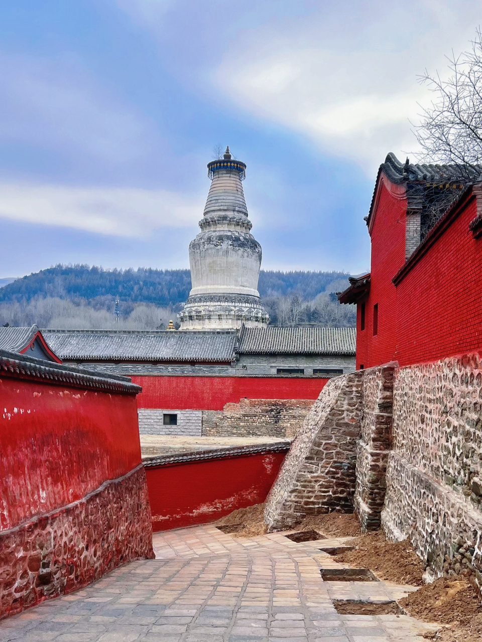山西五台山朝圣指南01平安喜乐·诸事顺遂             五台山位于