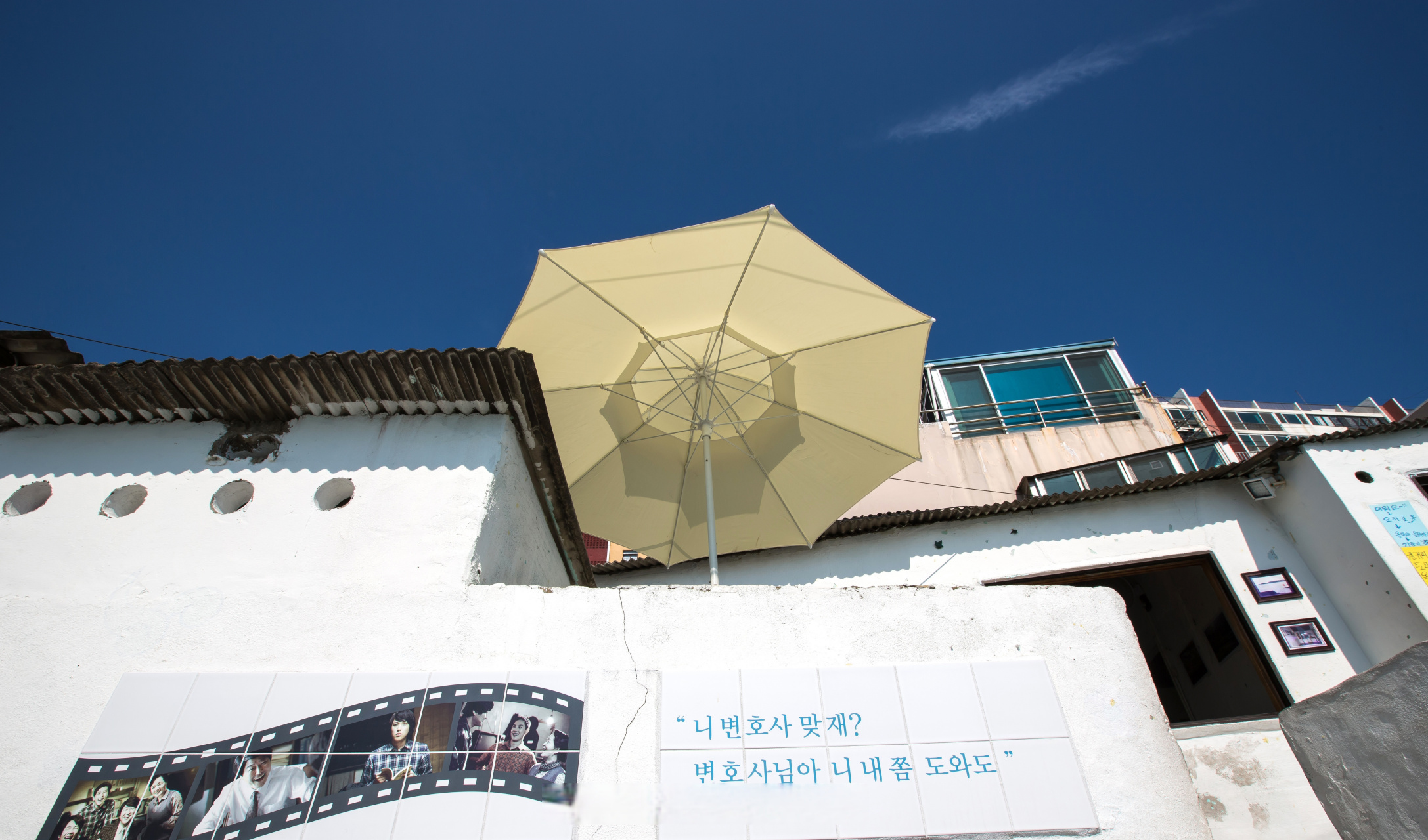 好玩釜山#不再有火车经停的旧釜山镇站通过整体翻新,以面向市民开 