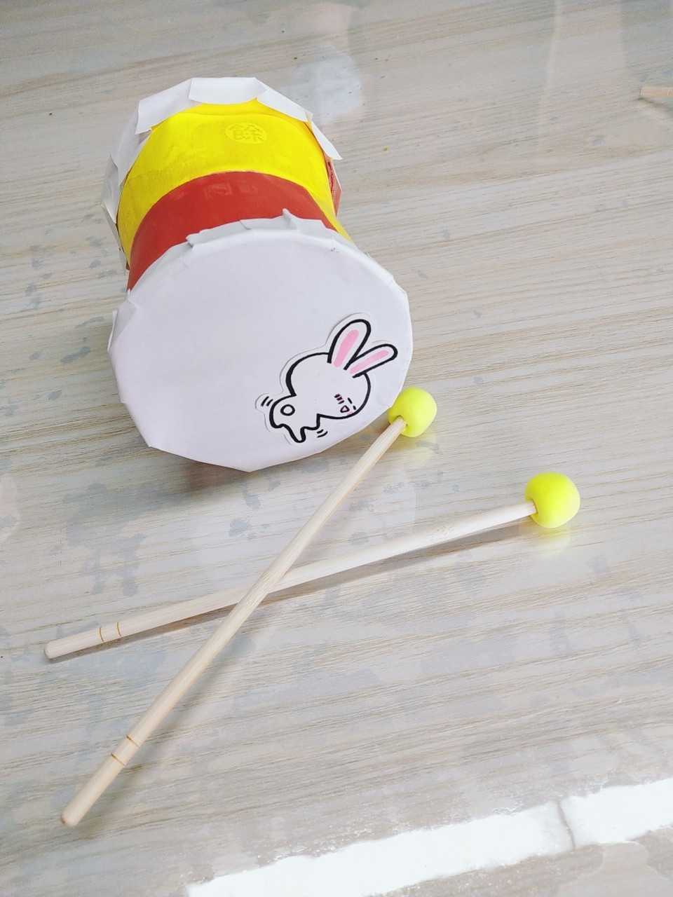 废物利用,自制有声音的乐器 为了以后去幼儿园的环创,我们寝的自制的