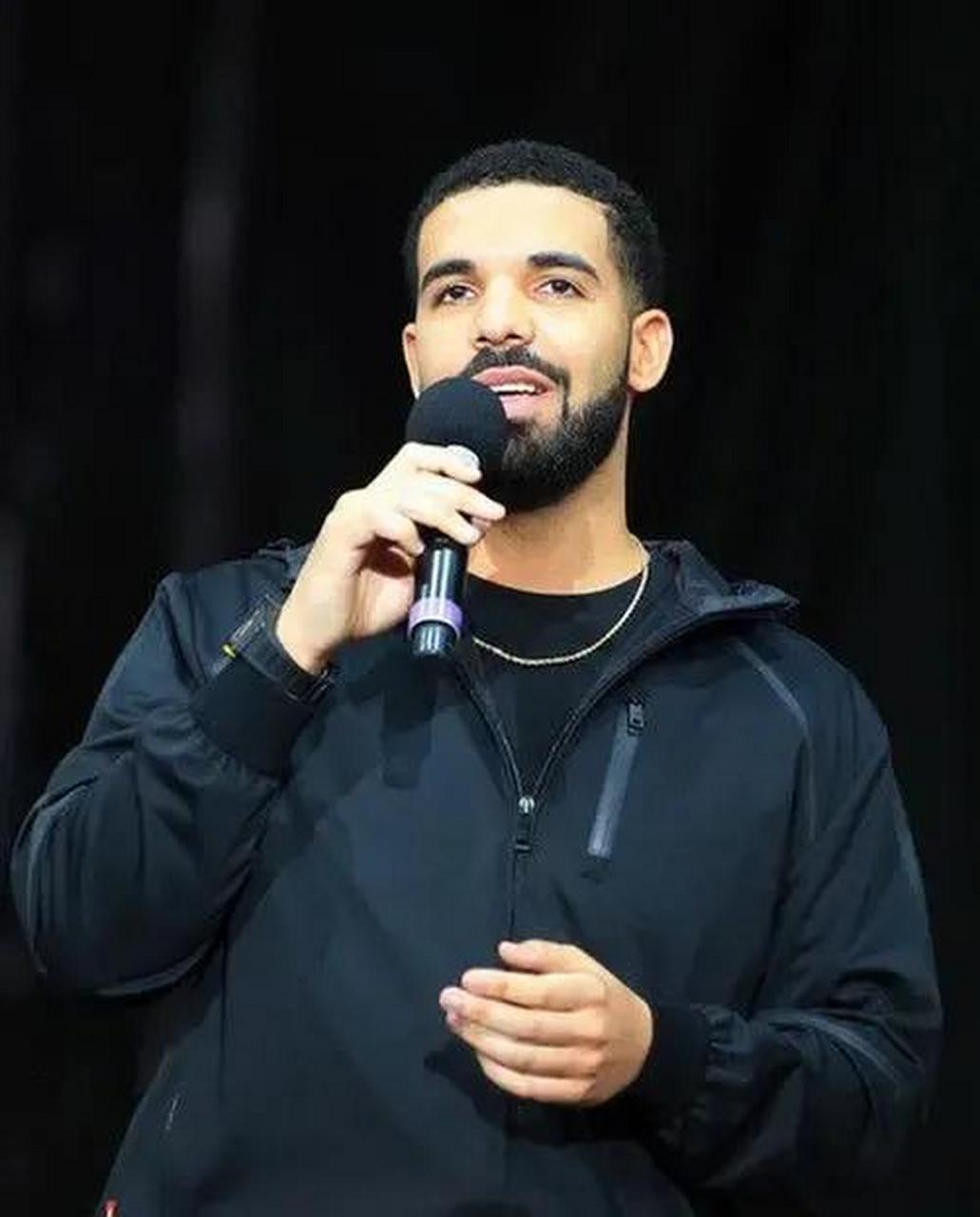 娱乐聚焦drake公鸭和kanye坎爷到底是为什么吵架?