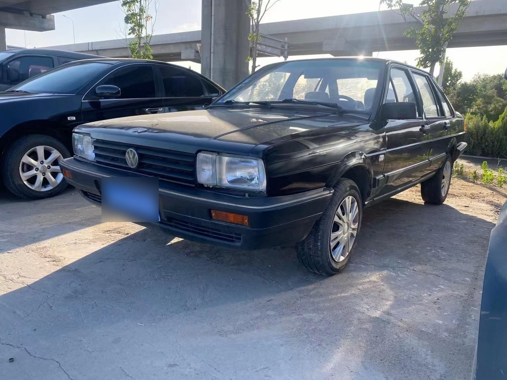 最新拿下2006年上牌大众经典桑塔纳,车况三处补漆,保险明年,价格便宜