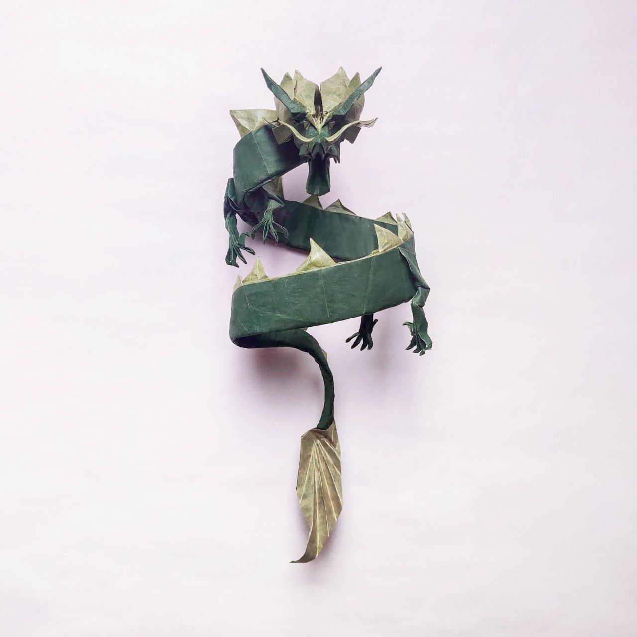 【折纸设计】青龙 设计:我 折制:我 用纸:1m韩纸 用时:10小时