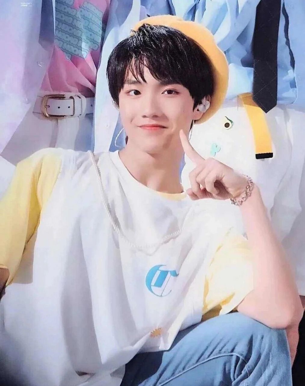 苏新皓的帅气壁纸 腹肌那张真的好绝!