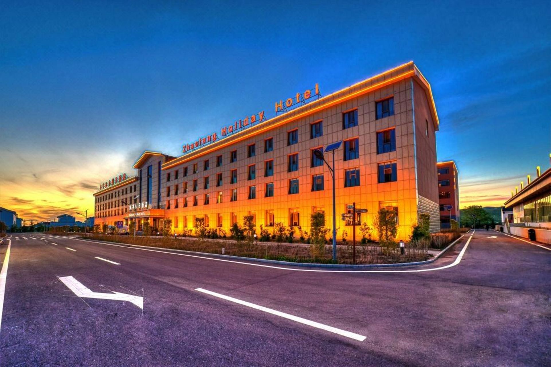 丰宁大滩酒店推荐﹌丰宁兆丰假日酒店 酒店位于承德丰宁满族自治县