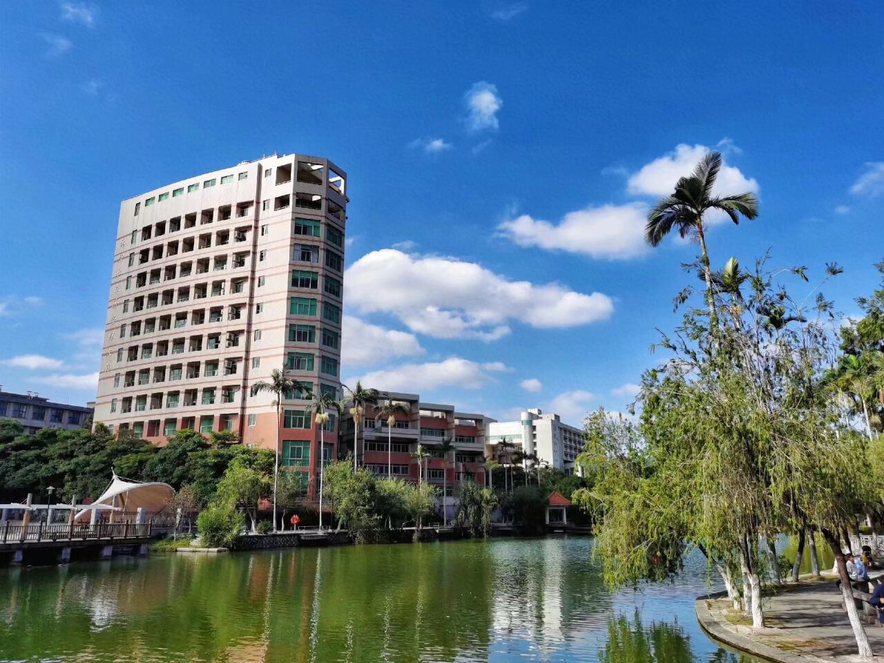 97华侨大学 | 厦门校区vs泉州校区 9999泉州校区为老校区:整体