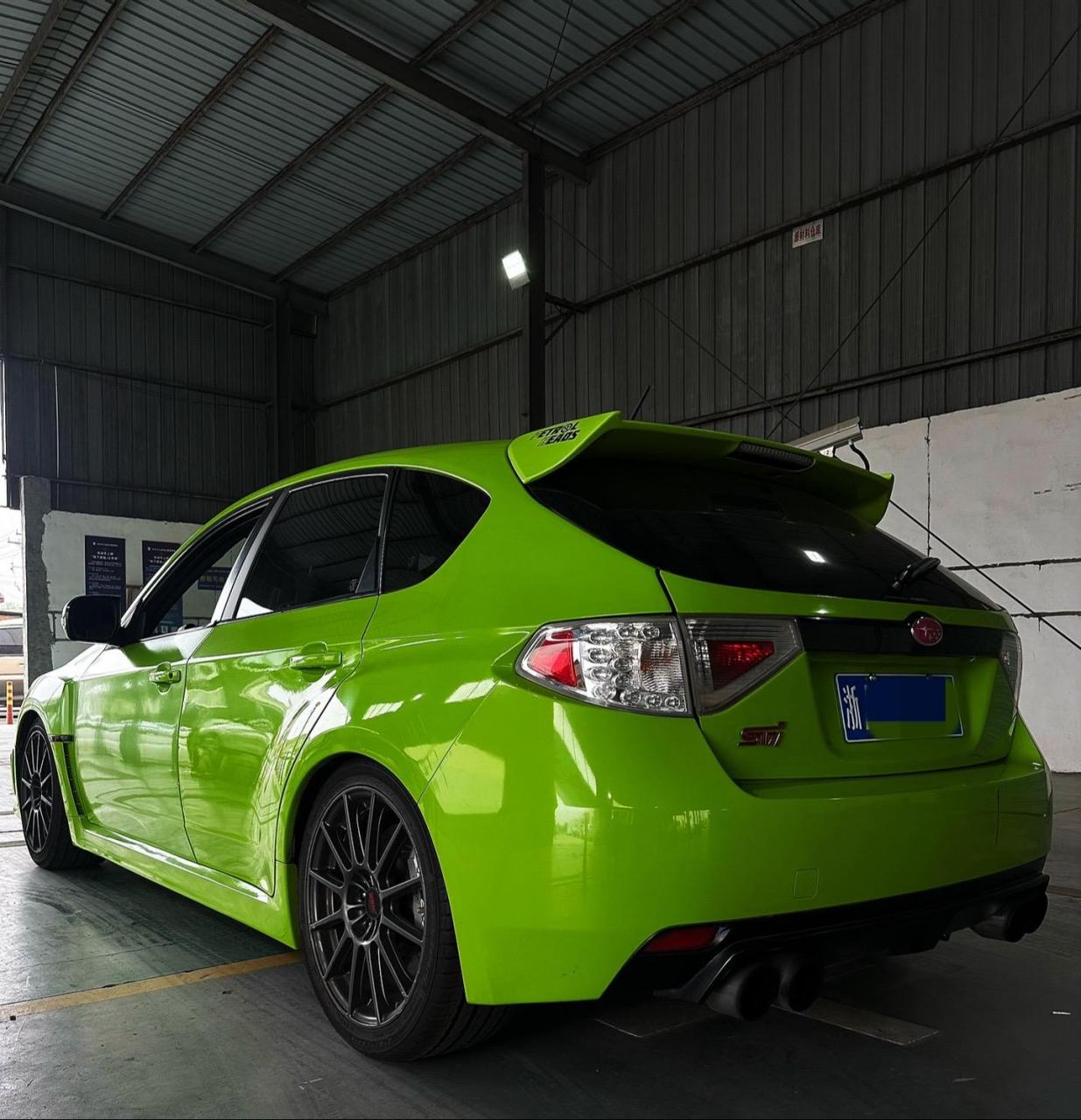 他搭载日归r205引擎配备了vf56双吹ej207本体,也只