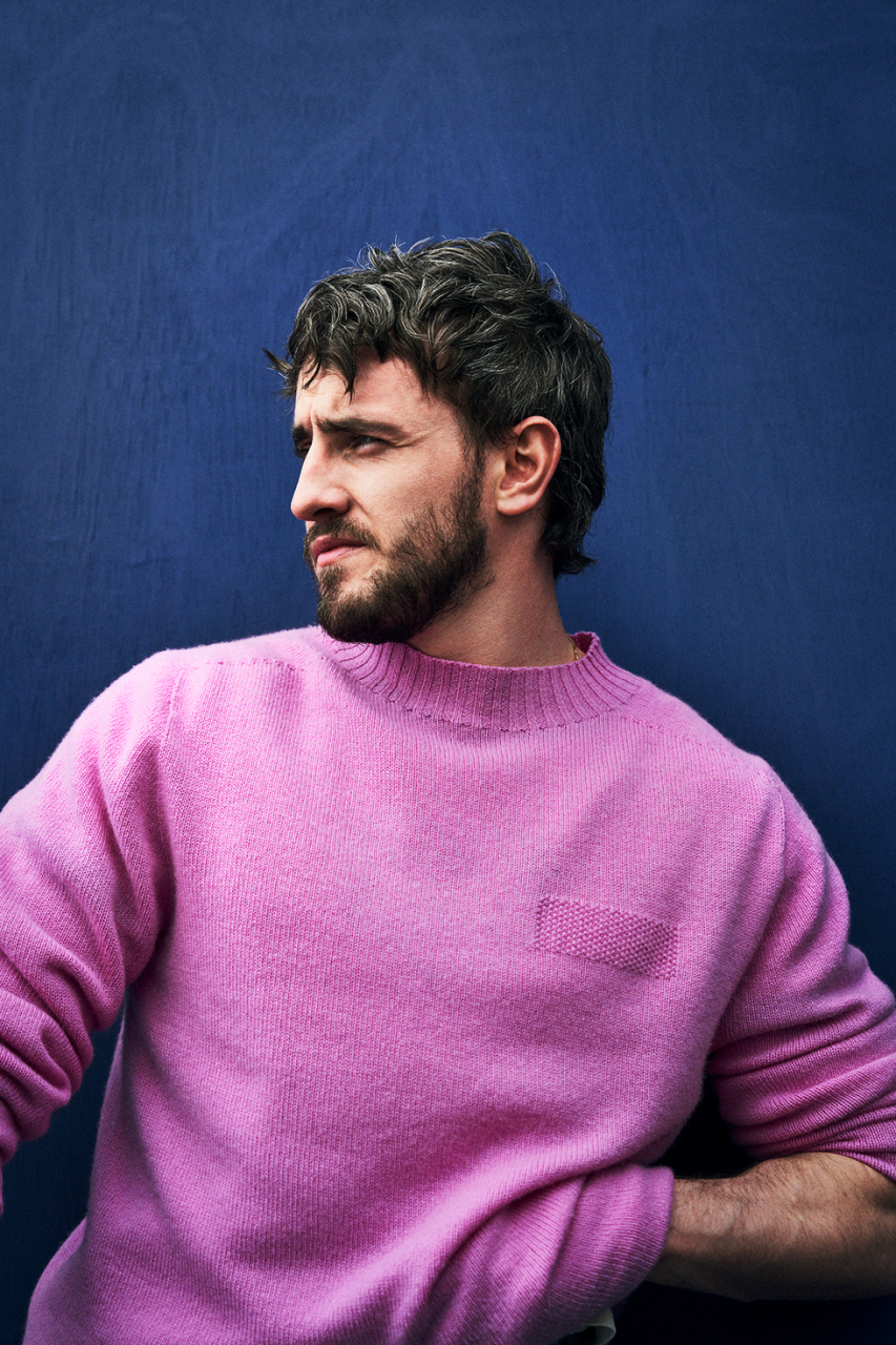 保罗·麦斯卡接受采访说,他现在正在变得更内向.